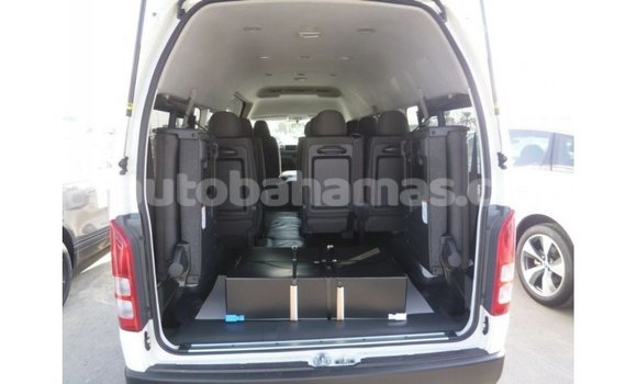Buy Import Toyota Hiace White Car in Import - Dubai in Abaco Buy Import Toyota Hiace White Car in Import - Dubai in Abaco
