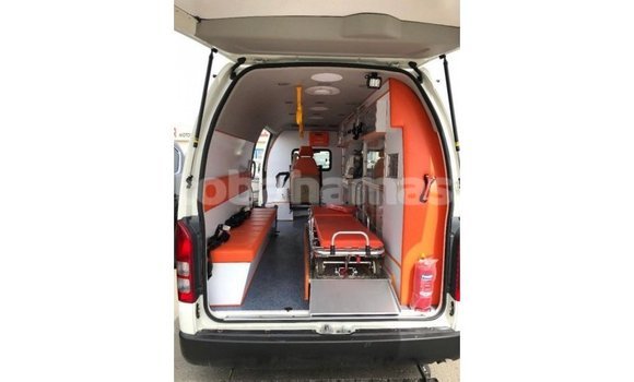 Buy Import Toyota Hiace White Car in Import - Dubai in Abaco Buy Import Toyota Hiace White Car in Import - Dubai in Abaco