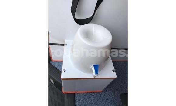 Buy Import Toyota Hiace White Car in Import - Dubai in Abaco Buy Import Toyota Hiace White Car in Import - Dubai in Abaco