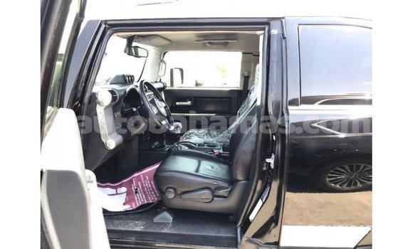 Buy Import Toyota FJ Cruiser Black Car in Import - Dubai in Abaco Buy Import Toyota FJ Cruiser Black Car in Import - Dubai in Abaco