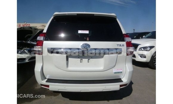 Buy Import Toyota Prado White Car in Import - Dubai in Abaco Buy Import Toyota Prado White Car in Import - Dubai in Abaco