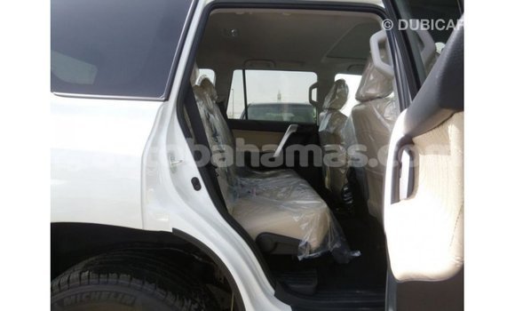 Buy Import Toyota Prado White Car in Import - Dubai in Abaco Buy Import Toyota Prado White Car in Import - Dubai in Abaco