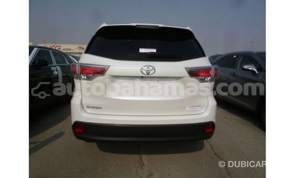 Buy Import Toyota Kluger White Car in Import - Dubai in Abaco Buy Import Toyota Kluger White Car in Import - Dubai in Abaco