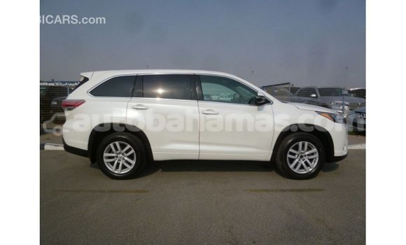 Buy Import Toyota Kluger White Car in Import - Dubai in Abaco Buy Import Toyota Kluger White Car in Import - Dubai in Abaco