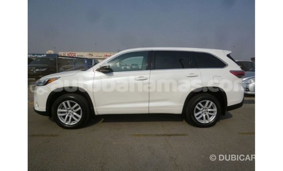 Buy Import Toyota Kluger White Car in Import - Dubai in Abaco Buy Import Toyota Kluger White Car in Import - Dubai in Abaco