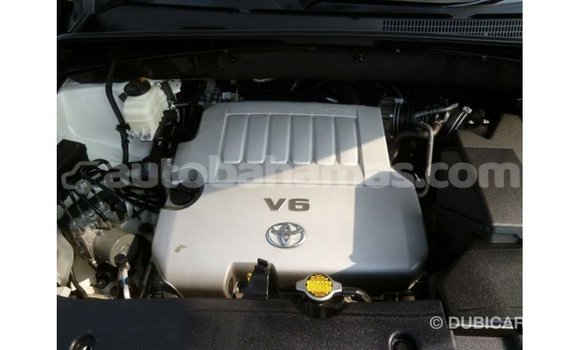 Buy Import Toyota Kluger White Car in Import - Dubai in Abaco Buy Import Toyota Kluger White Car in Import - Dubai in Abaco