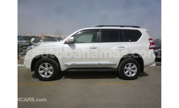 Buy Import Toyota Prado White Car in Import - Dubai in Abaco Buy Import Toyota Prado White Car in Import - Dubai in Abaco