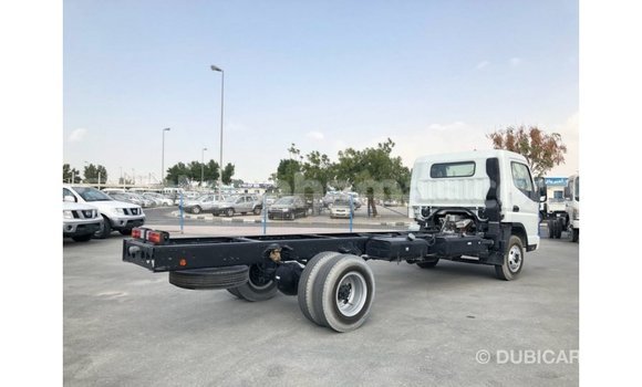 Buy Import Mitsubishi L400 White Truck in Import - Dubai in Abaco Buy Import Mitsubishi L400 White Truck in Import - Dubai in Abaco