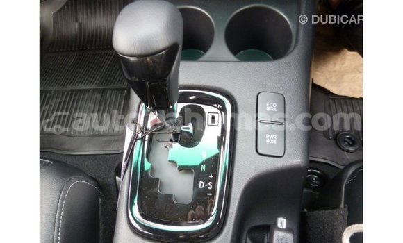 Buy Import Toyota Hilux White Car in Import - Dubai in Abaco Buy Import Toyota Hilux White Car in Import - Dubai in Abaco