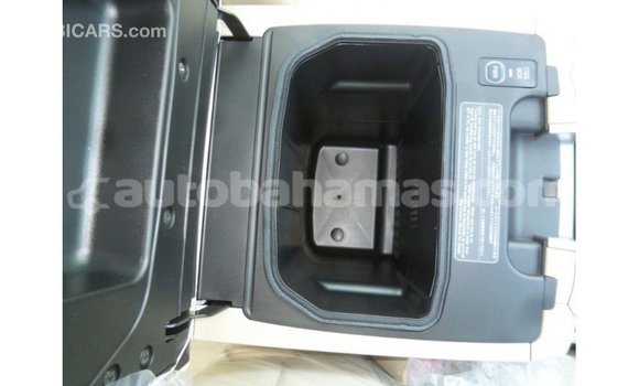 Buy Import Toyota Land Cruiser White Car in Import - Dubai in Abaco Buy Import Toyota Land Cruiser White Car in Import - Dubai in Abaco