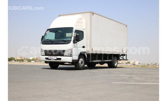 Buy Import Mitsubishi L400 White Truck in Import - Dubai in Abaco