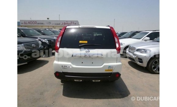 Buy Import Nissan Evalia White Truck in Import - Dubai in Abaco Buy Import Nissan Evalia White Truck in Import - Dubai in Abaco