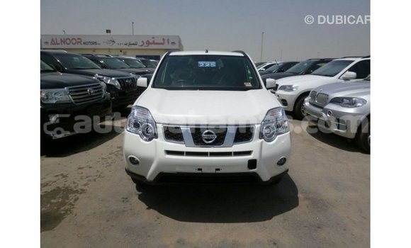 Buy Import Nissan Evalia White Truck in Import - Dubai in Abaco Buy Import Nissan Evalia White Truck in Import - Dubai in Abaco