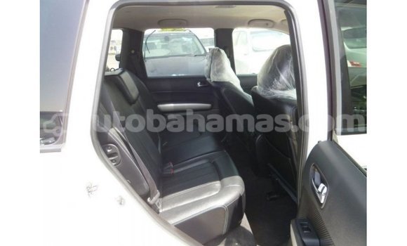 Buy Import Nissan Evalia White Truck in Import - Dubai in Abaco Buy Import Nissan Evalia White Truck in Import - Dubai in Abaco