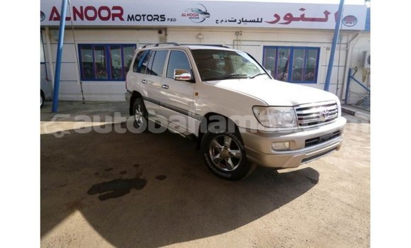 Buy Import Toyota Land Cruiser White Car in Import - Dubai in Abaco Buy Import Toyota Land Cruiser White Car in Import - Dubai in Abaco