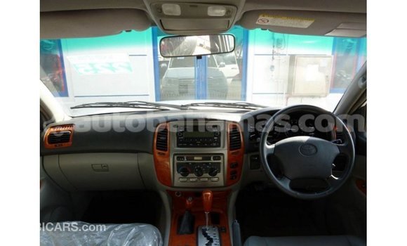 Buy Import Toyota Land Cruiser White Car in Import - Dubai in Abaco Buy Import Toyota Land Cruiser White Car in Import - Dubai in Abaco