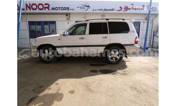 Buy Import Toyota Land Cruiser White Car in Import - Dubai in Abaco Buy Import Toyota Land Cruiser White Car in Import - Dubai in Abaco