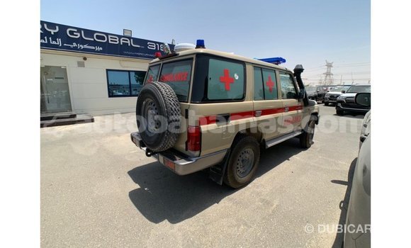 Buy Import Toyota Land Cruiser Beige Car in Import - Dubai in Abaco Buy Import Toyota Land Cruiser Beige Car in Import - Dubai in Abaco