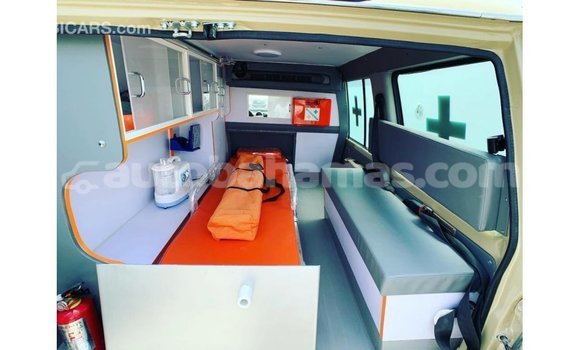 Buy Import Toyota Land Cruiser Beige Car in Import - Dubai in Abaco Buy Import Toyota Land Cruiser Beige Car in Import - Dubai in Abaco