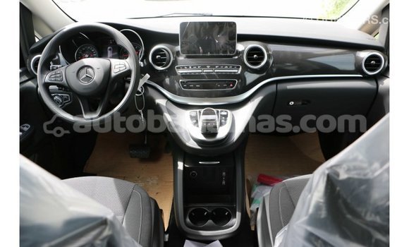 Buy Import Mercedes-Benz 250 Black Car in Import - Dubai in Abaco Buy Import Mercedes-Benz 250 Black Car in Import - Dubai in Abaco