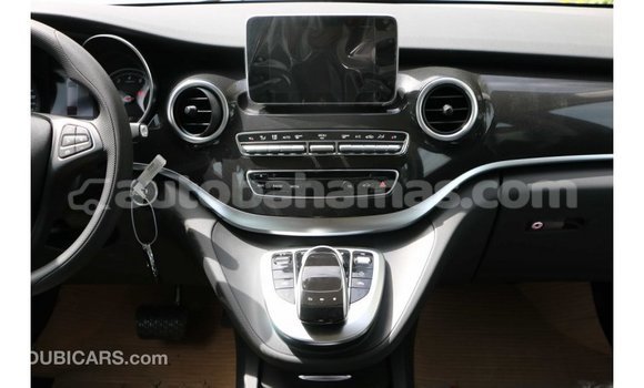 Buy Import Mercedes-Benz 250 Black Car in Import - Dubai in Abaco Buy Import Mercedes-Benz 250 Black Car in Import - Dubai in Abaco