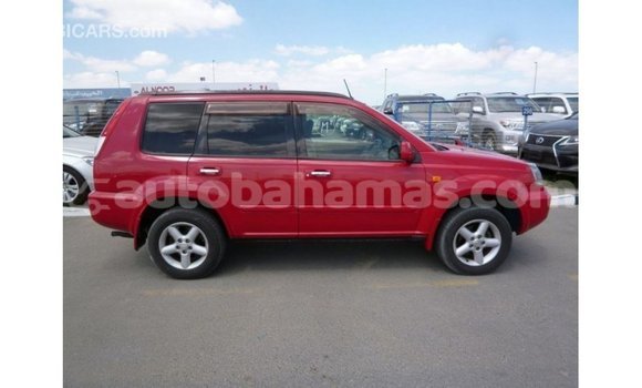 Buy Import Nissan Evalia Red Truck in Import - Dubai in Abaco Buy Import Nissan Evalia Red Truck in Import - Dubai in Abaco