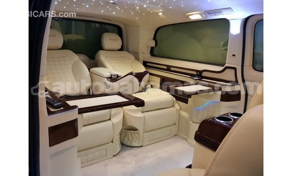 Buy Import Mercedes-Benz 250 Black Car in Import - Dubai in Abaco Buy Import Mercedes-Benz 250 Black Car in Import - Dubai in Abaco