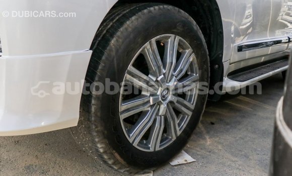 Buy Import Toyota Land Cruiser White Car in Import - Dubai in Abaco Buy Import Toyota Land Cruiser White Car in Import - Dubai in Abaco