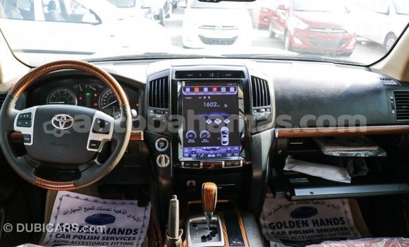 Buy Import Toyota Land Cruiser Black Car in Import - Dubai in Abaco Buy Import Toyota Land Cruiser Black Car in Import - Dubai in Abaco