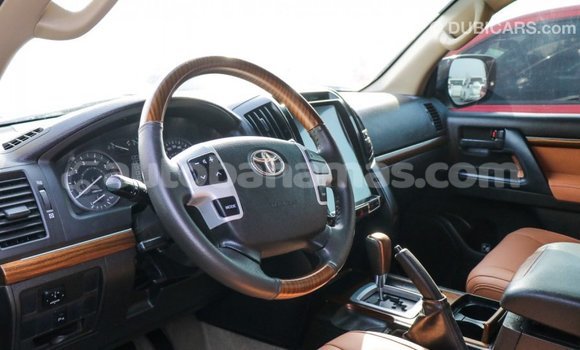 Buy Import Toyota Land Cruiser White Car in Import - Dubai in Abaco Buy Import Toyota Land Cruiser White Car in Import - Dubai in Abaco