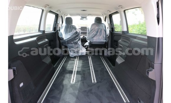 Buy Import Mercedes-Benz 250 Black Car in Import - Dubai in Abaco Buy Import Mercedes-Benz 250 Black Car in Import - Dubai in Abaco