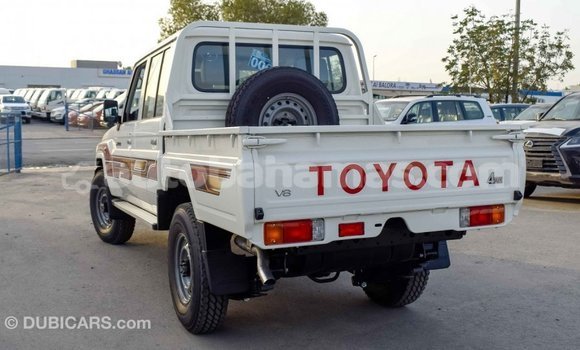 Buy Import Toyota Land Cruiser White Car in Import - Dubai in Abaco Buy Import Toyota Land Cruiser White Car in Import - Dubai in Abaco