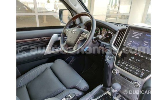 Buy Import Toyota Land Cruiser Black Car in Import - Dubai in Abaco Buy Import Toyota Land Cruiser Black Car in Import - Dubai in Abaco