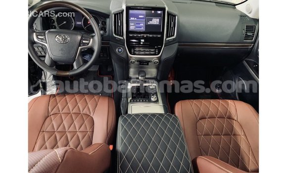 Buy Import Toyota Land Cruiser Black Car in Import - Dubai in Abaco Buy Import Toyota Land Cruiser Black Car in Import - Dubai in Abaco
