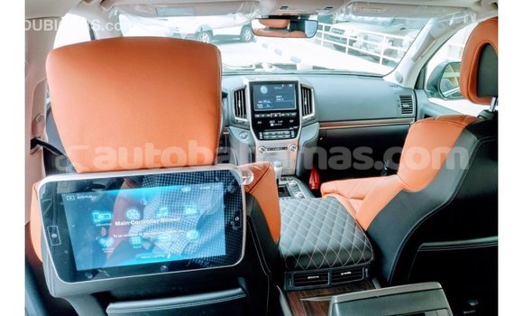 Buy Import Toyota Land Cruiser Black Car in Import - Dubai in Abaco Buy Import Toyota Land Cruiser Black Car in Import - Dubai in Abaco