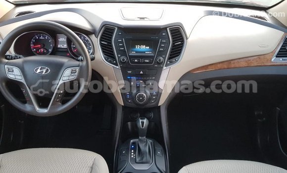 Buy Import Hyundai Santa Fe Other Car in Import - Dubai in Abaco Buy Import Hyundai Santa Fe Other Car in Import - Dubai in Abaco