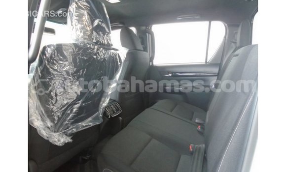 Buy Import Toyota Hilux White Car in Import - Dubai in Abaco Buy Import Toyota Hilux White Car in Import - Dubai in Abaco