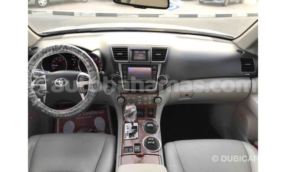 Buy Import Toyota Highlander Other Car in Import - Dubai in Abaco Buy Import Toyota Highlander Other Car in Import - Dubai in Abaco