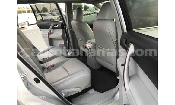 Buy Import Toyota Highlander Other Car in Import - Dubai in Abaco Buy Import Toyota Highlander Other Car in Import - Dubai in Abaco