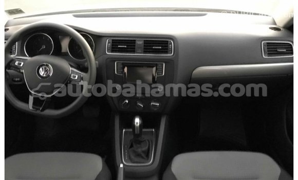 Buy Import Volkswagen Jetta White Car in Import - Dubai in Abaco Buy Import Volkswagen Jetta White Car in Import - Dubai in Abaco
