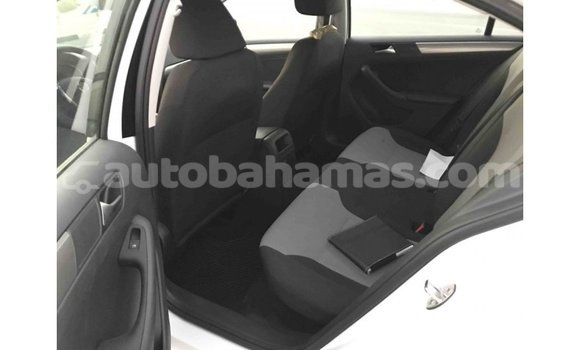 Buy Import Volkswagen Jetta White Car in Import - Dubai in Abaco Buy Import Volkswagen Jetta White Car in Import - Dubai in Abaco