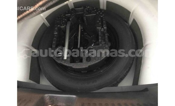 Buy Import Volkswagen Jetta White Car in Import - Dubai in Abaco Buy Import Volkswagen Jetta White Car in Import - Dubai in Abaco