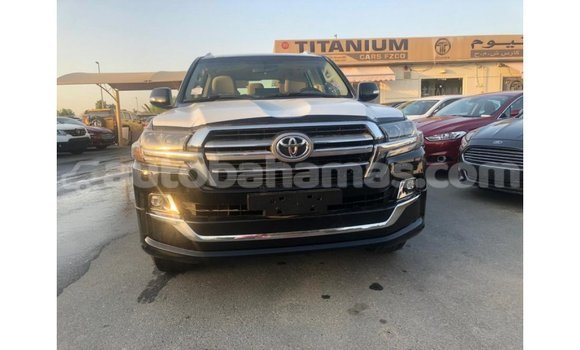 Buy Import Toyota Land Cruiser Black Car in Import - Dubai in Abaco Buy Import Toyota Land Cruiser Black Car in Import - Dubai in Abaco