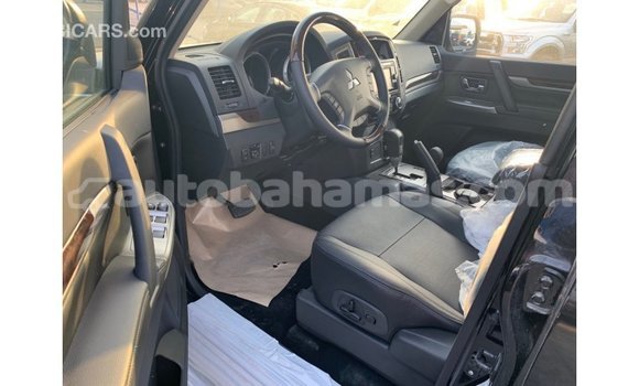 Buy Import Mitsubishi Pajero Black Car in Import - Dubai in Abaco Buy Import Mitsubishi Pajero Black Car in Import - Dubai in Abaco