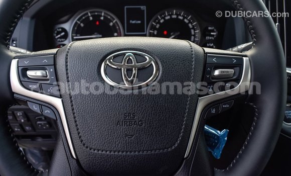 Buy Import Toyota Land Cruiser White Car in Import - Dubai in Abaco Buy Import Toyota Land Cruiser White Car in Import - Dubai in Abaco