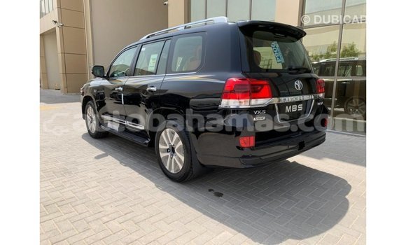 Buy Import Toyota Land Cruiser Black Car in Import - Dubai in Abaco Buy Import Toyota Land Cruiser Black Car in Import - Dubai in Abaco