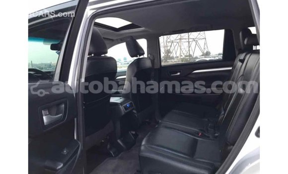 Buy Import Toyota Highlander Other Car in Import - Dubai in Abaco Buy Import Toyota Highlander Other Car in Import - Dubai in Abaco