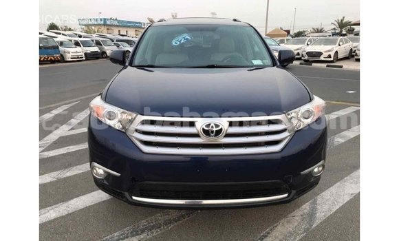 Buy Import Toyota Highlander Blue Car in Import - Dubai in Abaco Buy Import Toyota Highlander Blue Car in Import - Dubai in Abaco