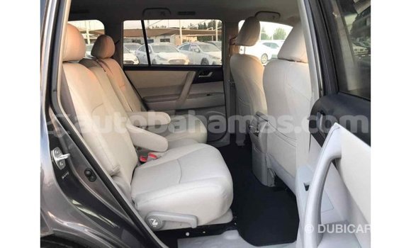 Buy Import Toyota Highlander Other Car in Import - Dubai in Abaco Buy Import Toyota Highlander Other Car in Import - Dubai in Abaco