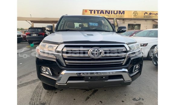 Buy Import Toyota Land Cruiser Black Car in Import - Dubai in Abaco Buy Import Toyota Land Cruiser Black Car in Import - Dubai in Abaco